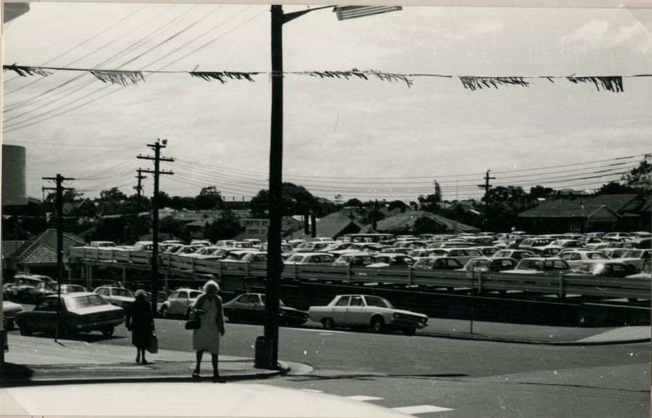 We hardly knew ye. Crofts Ave car park, 1976. Image courtesy Hurstville Council
