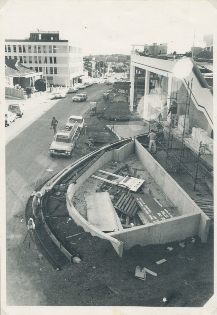 Crossing Cross St, 1977. Image courtesy Hurstville Council